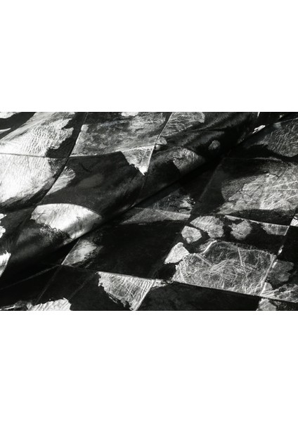 Gümüş Varaklı Siyah Renk Doğal Dana Derisi Halı 120 x 180 cm modelleri