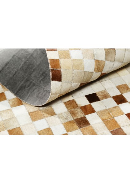 Çok Renkli Doğal Dana Derisi Patchwork Halı 140 x 200 cm