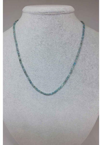 Apatit Taşı Küp Şekilli 2.5mm Kolye (Sabit Klipsli)