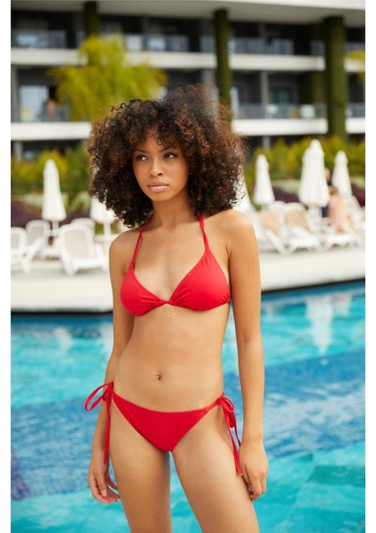 MM8500 Üçgen Bikini Üst