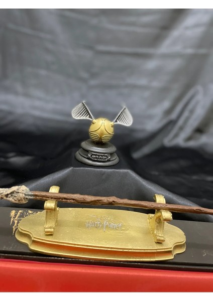 Harry Potter Asası Golden Snitch Asa Standı Set