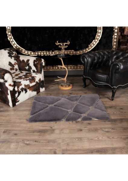 Siyah Renk Gümüş Çizgili Kros Model Peluş Halı 170 x 240 cm