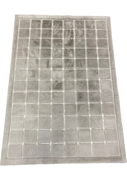 Kareli Gri Renk Yumuşak Çocuk Odası Peluş Halı 80 x 150 cm
