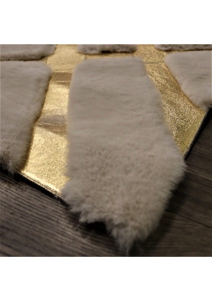 Krem Gold Bordürlü Peluş Halı 80 x 150 cm modelleri