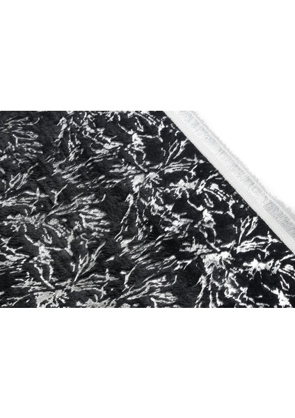 Gümüş Varaklı Kuş Ayağı Modelli Siyah Peluş Halı 160 x 230 cm