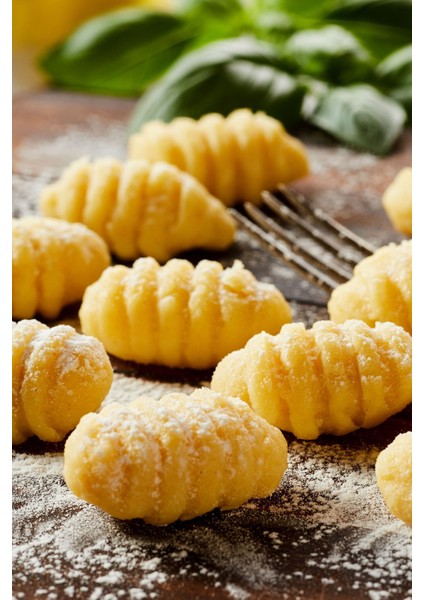 Gnocchi (Niyoki) El Yapımı Ahşap Tahta