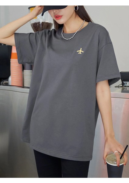 Kadın Airplane Baskılı Oversize T-Shirt10