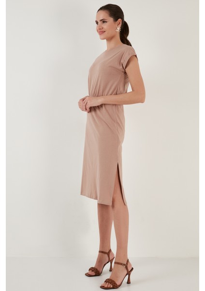 Pamuklu Kısa Kollu Çift Yırtmaçlı Midi Elbise Bayan Elbise 5864205 modelleri