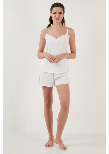 Dantelli V Yaka Ip Askılı Mini Şortlu Pijama Takımı Bayan Pijama Takımı 6110300