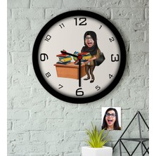 BK Kişiye Özel Bayan Öğretmen Karikatürlü Ahşap Duvar Saati-8
