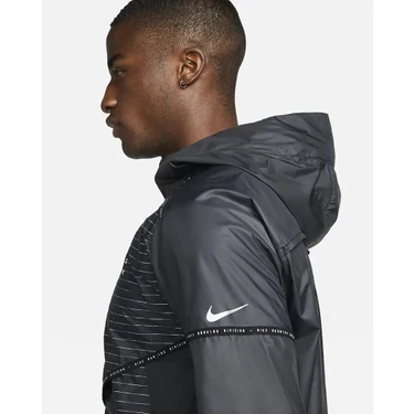 Nike running sale division jacket