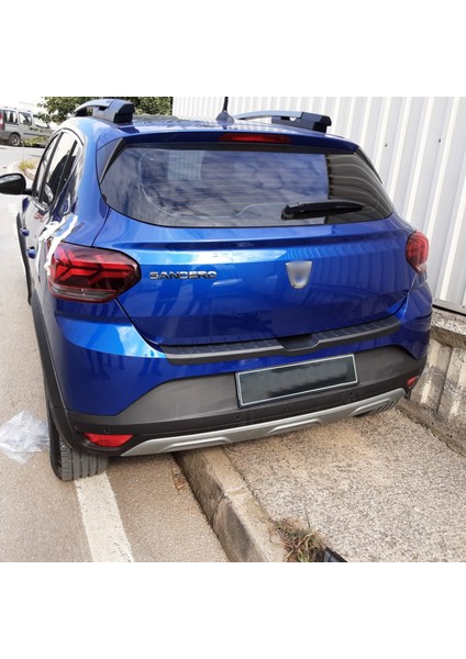 Dacia Sandero Arka Tampon Eşiği Abs Plastik 2021