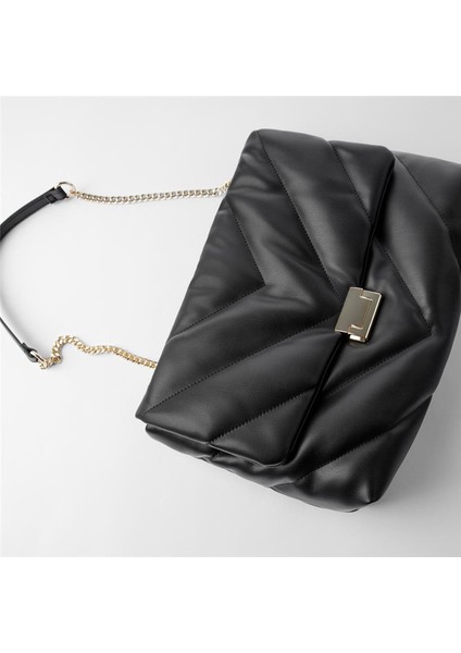 Yeni Kadınların Çantası Beyaz Büyük Küçük Çantası Çantası Küçük Kadınlar 2023 Moda Basit Versatile Chain Çantası (Yurt Dışından) fırsatları
