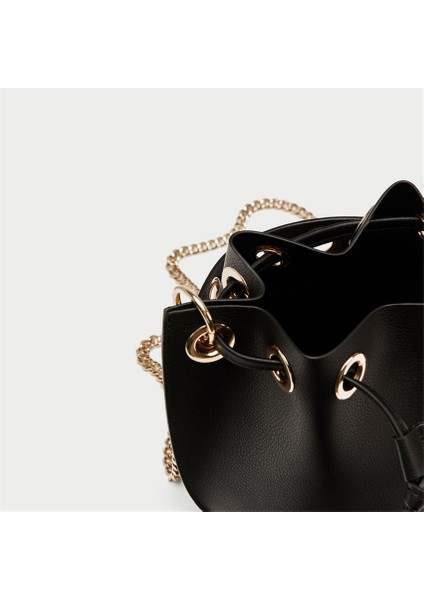 Çantalar Kadınların 2023 Yeni Kadınların Çantaları Mini Bundle Poket Çiziyor Çanta Çantası Versatile Single Shoulder Crossbody Chain Bag (Yurt Dışından) modelleri