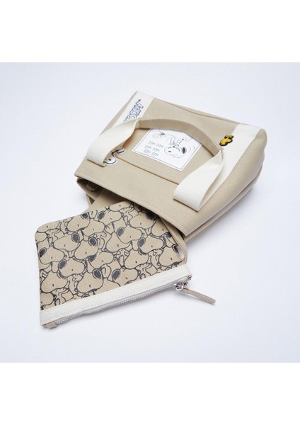 Yaz Yeni Kadınların Çantası Beige Snoopy, Midi Kaba Çantası S Iradan Omuz Topu Alışveriş Çantası Izledi. (Yurt Dışından) fırsatları