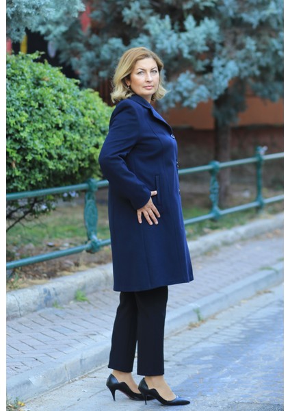 Yare Kadın Anne Düğmeli Kısa Kaşe Kaban modelleri