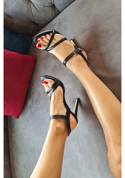 015 1035 Topukla Kadın Platformlu Bantlı Abiye Ayakkabı fiyatları