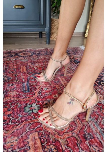 015 1030 Topukla Kadın Taşlı Topuklu Abiye Ayakkabı