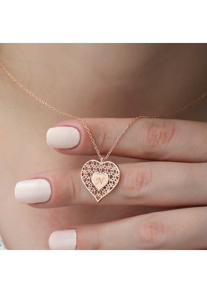 ​Gümüş Rose Kişiye Özel Kalbin Içinde Kalp Bayan Kolye modelleri