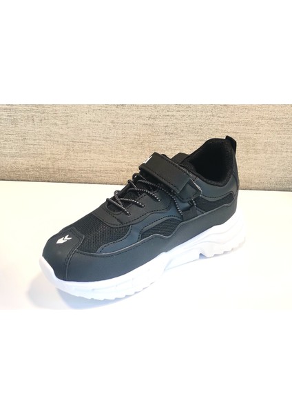 Zoom Çocuk Bantlı Spor Ayakkabı modelleri