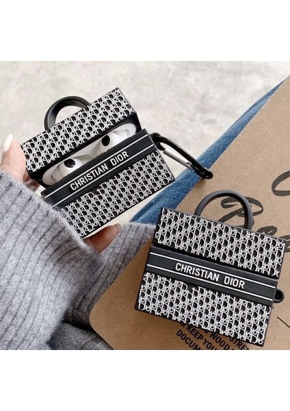 Christian Dior 3. Nesil Kulaklık Kılıfı