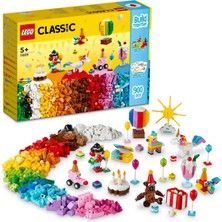 LEGO Classic Yaratıcı Parti Kutusu 11029 - 5 Yaş ve Üzeri Çocuklar için Ailece Yapıp Oynanabilecek Yaratıcı Oyuncak Yapım Seti (900 Parça)