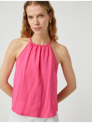 Koton Halter Yaka Atlet Bağlama Detaylı