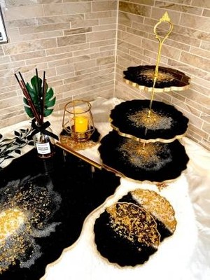 Sultan Tasarım Epoksi Güzelliği Çeyiz Seti Bardak Altlığı Sunumluk Üç Katlı Kurabiyelik Tepsi Seti