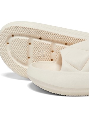 Only Minimalist Kadın Terlik Bej Renk Düz Taban Günlük Kullanım İçin Rahat Tasarım