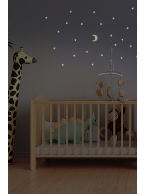 Artikel 24 Adet Fosforlu Mini Yıldız ve Ay Yeşil Karanlıkta Parlar Duvar ve Tavan Çocuk Odası Süs Sticker