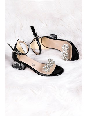 Kiko Kids 790 Rugan Taşlı Kız Çocuk 3 cm Şeffaf Topuklu Sandalet Ayakkabı