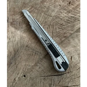 Döküm Maket Bıçagı Ince Uçlu Metal Falçata 9mm