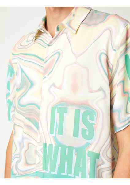 Yazlık Gömlek Soyut Baskılı Slogan Detaylı Klasik Yaka indirimleri