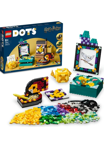 LEGO® DOTS Hogwarts™ Masaüstü Seti 41811 - 8 Yaş ve Üzeri Harry Potter Hayranları için Çerçeve, Kutu ve Daha Fazlasını İçeren Kendin Yap Yaratıcı Dekorasyon Seti (856 Parça)