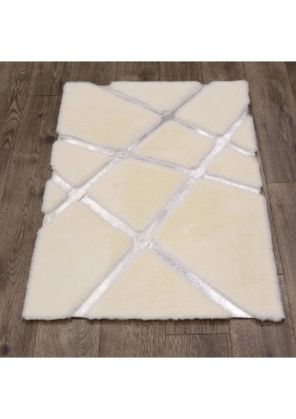 Krem Renk Gümüş Çizgili Peluş Halı 120 x 180 cm