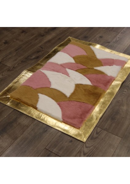 Pembe Kahverengi Gold Bordürlü Peluş Halı 120 x 180 cm