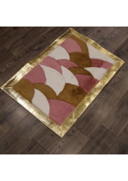 Pembe Kahverengi Gold Bordürlü Peluş Halı 120 x 180 cm