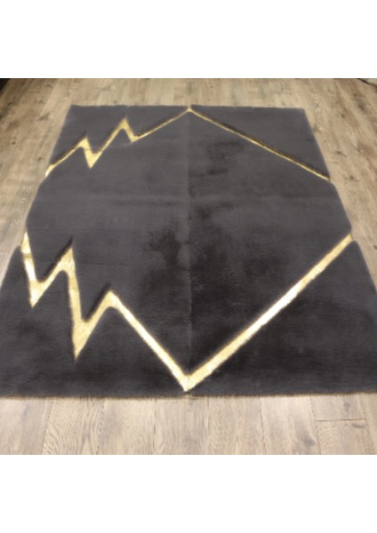 Siyah Gold Bordürlü Peluş Halı 160 x 230 cm