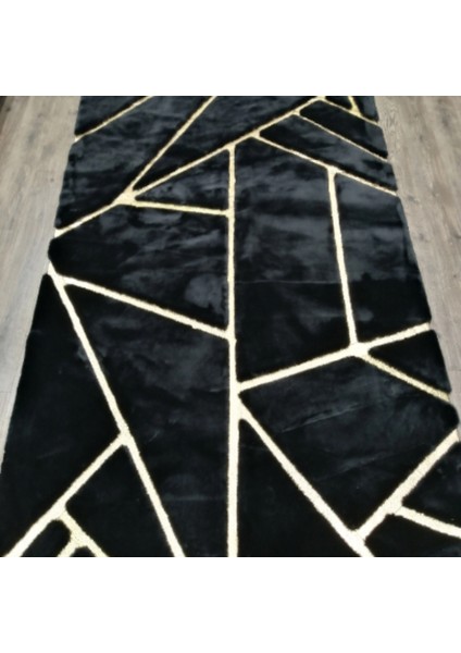 Siyah Gold Bordürlü Peluş Halı 120 x 180 cm