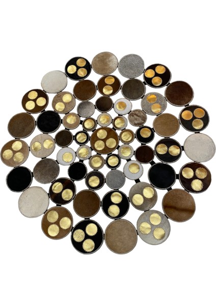 Gold Detaylı Dana Derisi Yuvarlak Puantiyeli Halı 150 x 150 cm