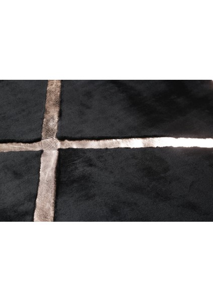 Bronz Varaklı Siyah Peluş Halı 200 x 300 cm
