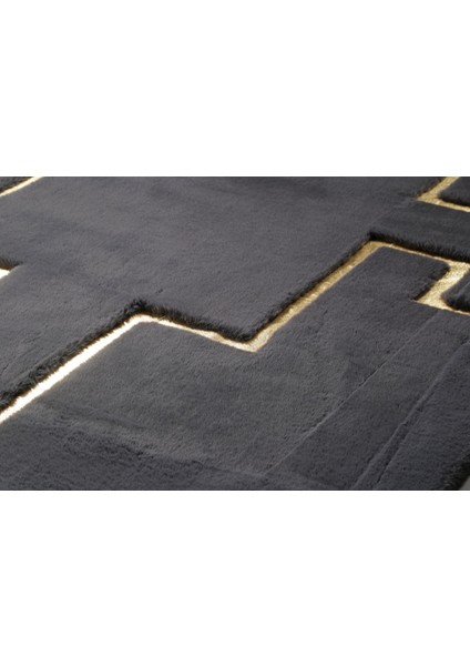 Gold Varaklı Gri Peluş Halı 140 x 200 cm