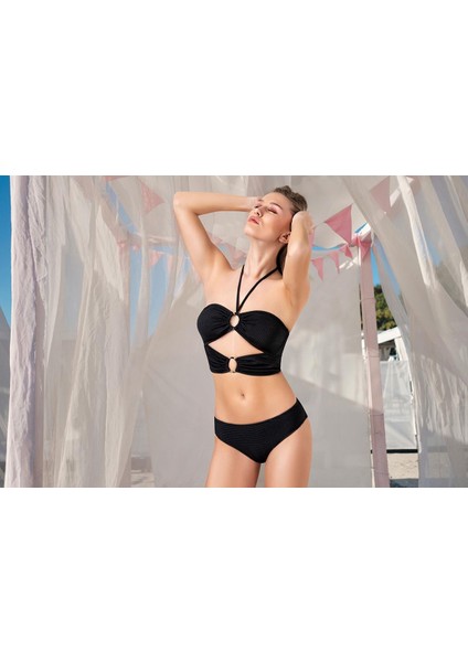 Kadın Halka Aksesuarlı Dokulu Siyah Bikini Takımı