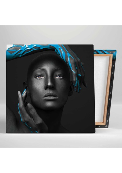 Kırmızı Şapkası Turuncu Gala Çiçeğiyle Süslü Kadın Kare Kanvas Tablo fiyatları