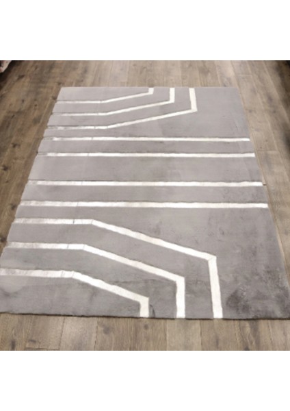 Gri Gümüş Bordürlü Peluş Halı 140 x 200 cm
