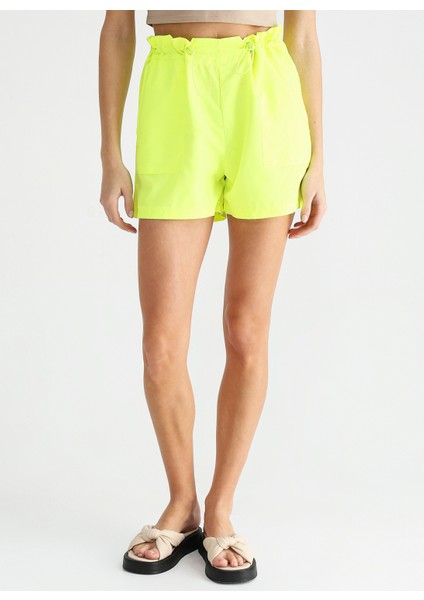 Lastikli Bel Basic Neon Yeşil Kadın Şort S-Mole fiyatları