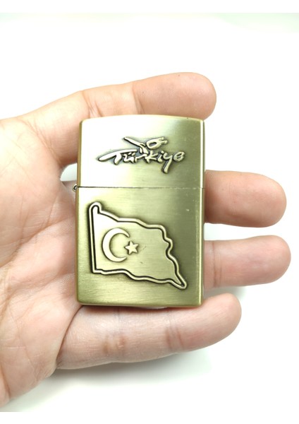Iskeçe Tesbih Işlemeli ve Kabartmalı Zippo Tarzı Benzinli Çakmak