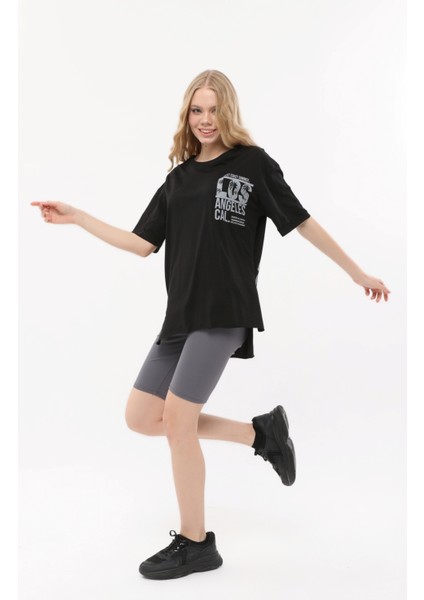 Kadın Bisiklet Yaka Dijital Baskılı Siyah Renk T-Shirt modelleri