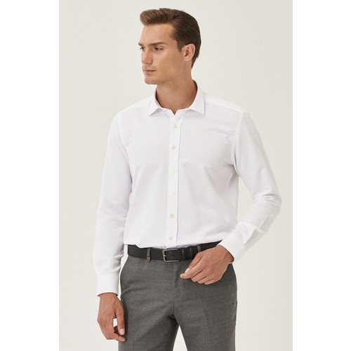 AC&Co / Altınyıldız Classics Erkek KLASİK YAKA Slim Fit Dar Kesim Klasik Yaka Armürlü Gömlek