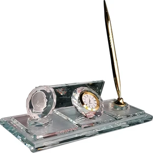 Mert Kristal M110 Kişiye Özel Kalemli Kristal Masa Isimliği